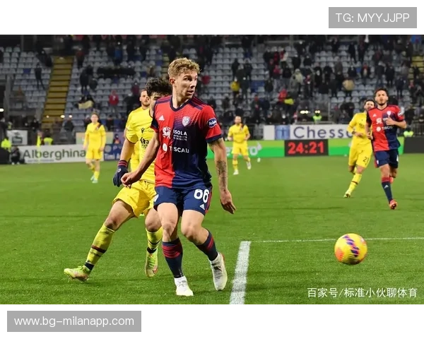 卡利亚里训练课上佩雷罗展现极强创造性