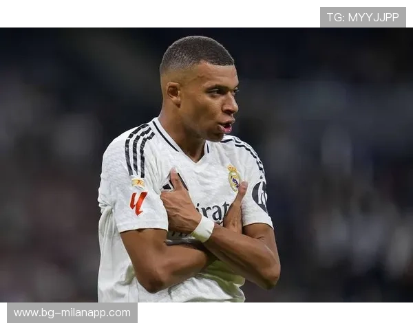 姆巴佩高速突破送出低平球助攻